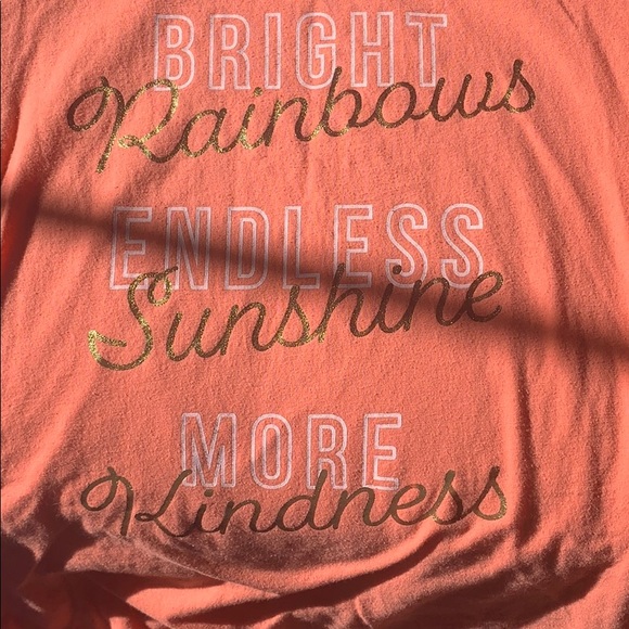 Cat&Jack Cute T-shirt WITH white capri pants - Picture 4 of 6